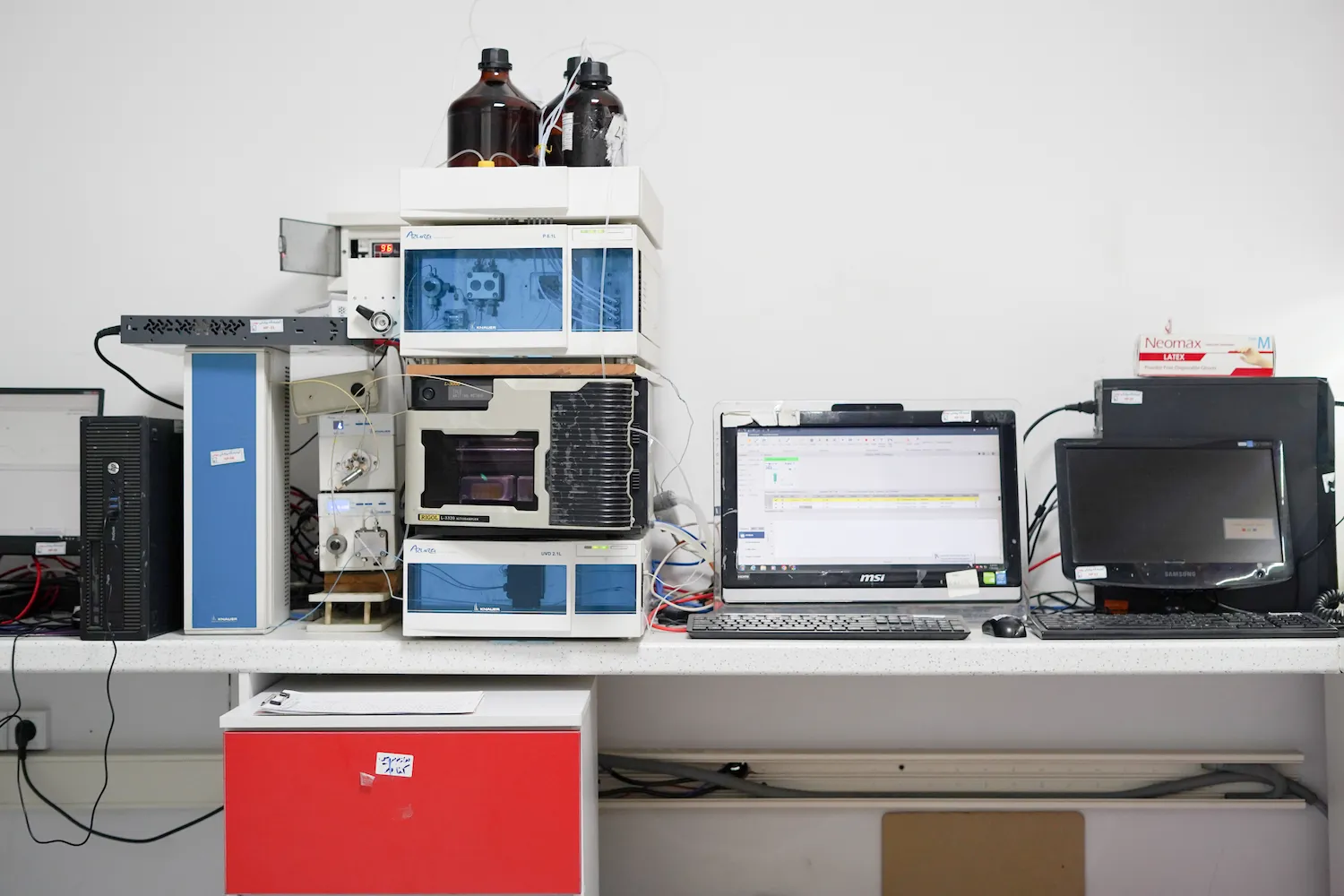 بخش hplc آزمایشگاه بهمن